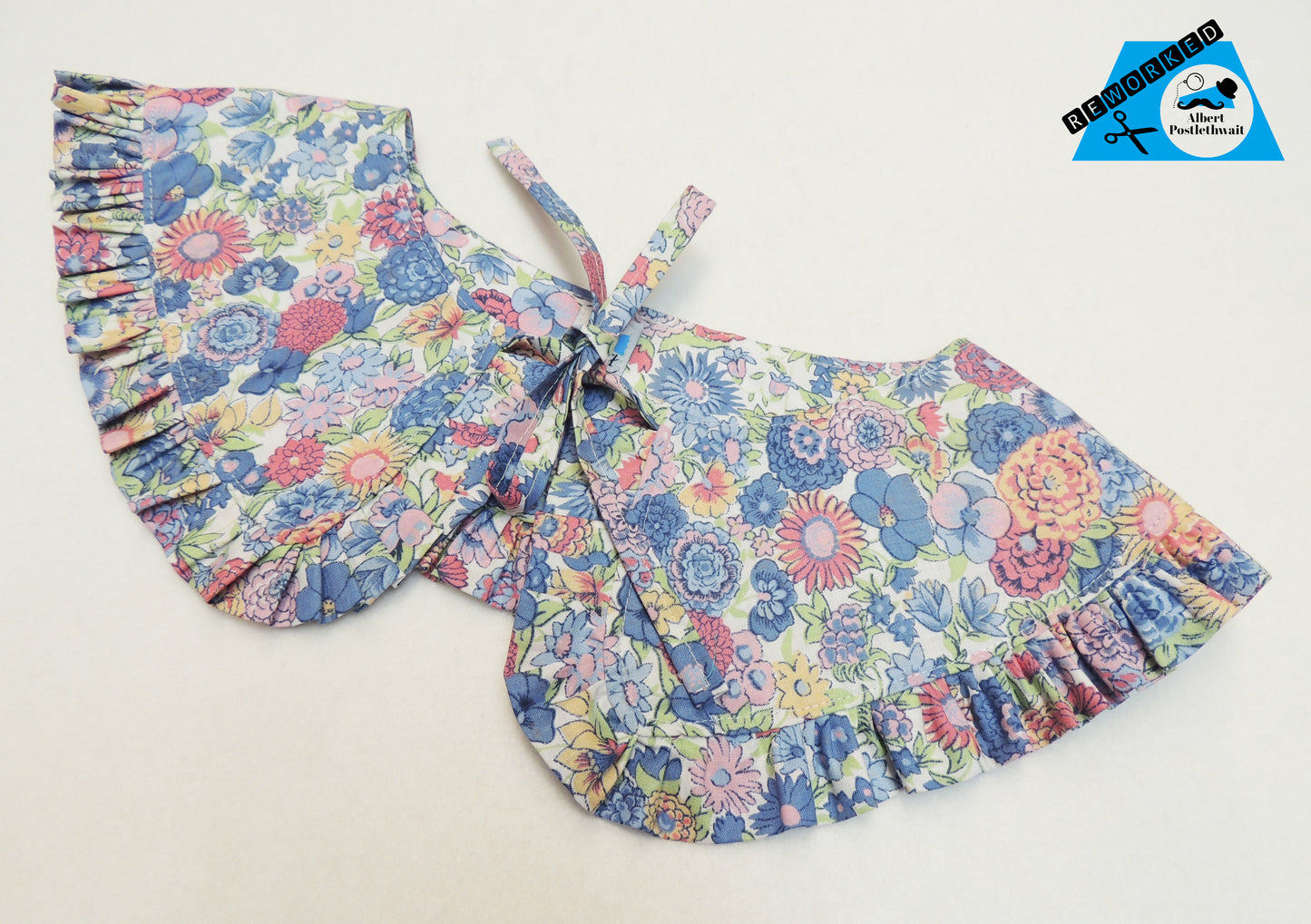 Flower Print Frill Collar