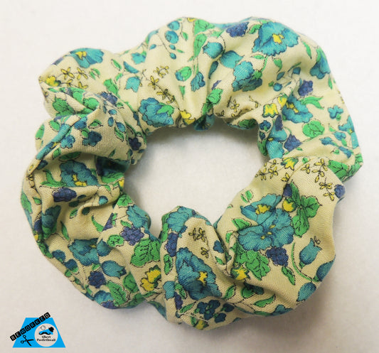 Retro Floral Scrunchie