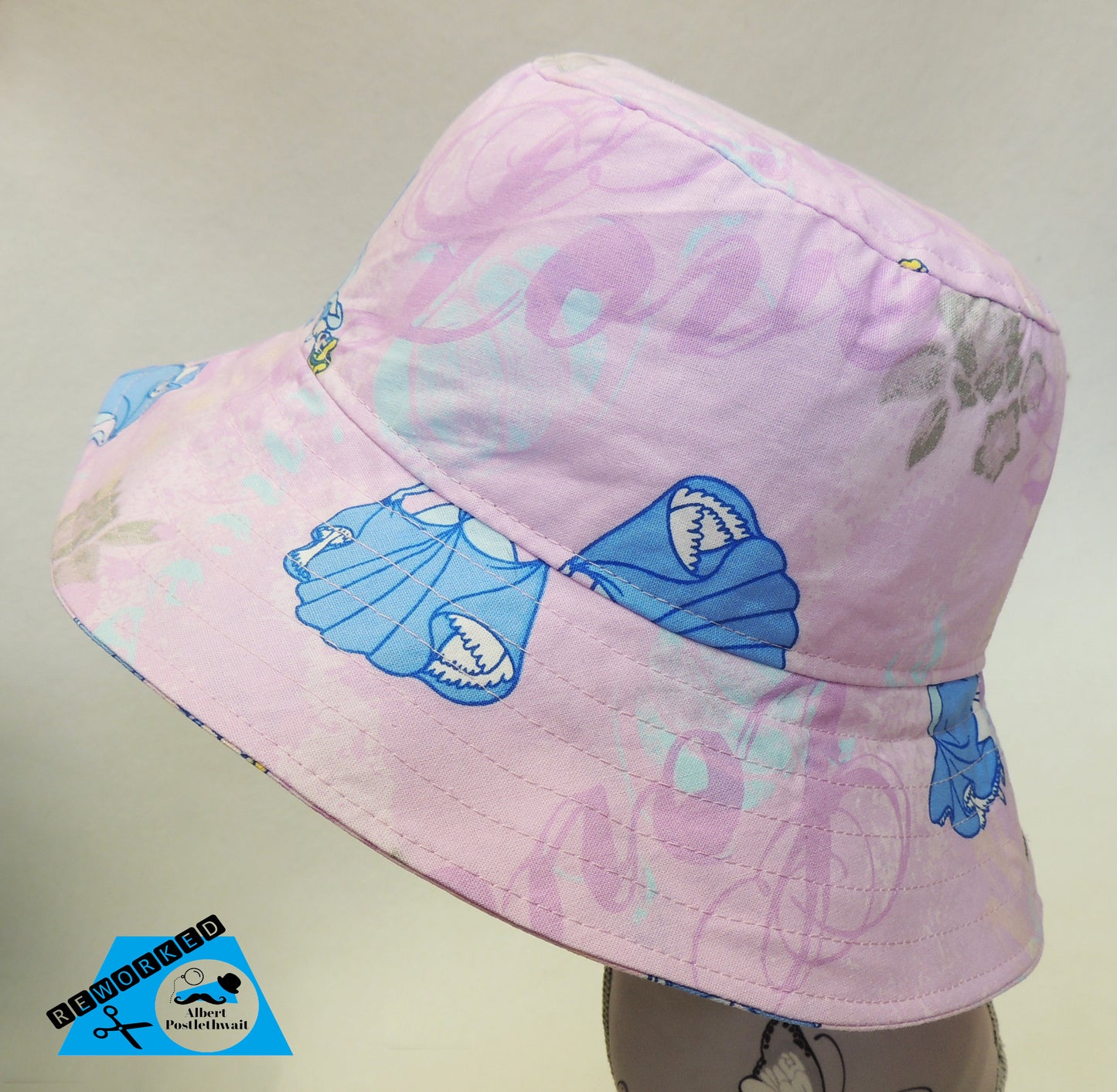 Cinderella Bucket Hat Medium
