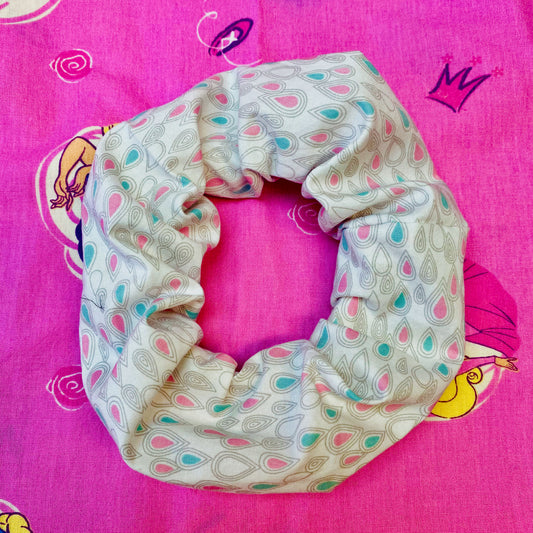XL Teardrop Scrunchie