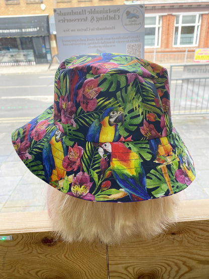 Parrot Reversible Bucket Hat Medium