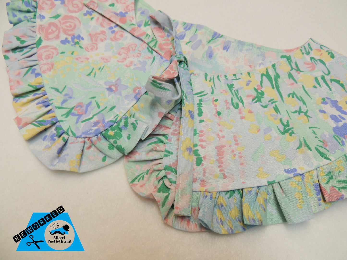 Floral Painting Frill Collar